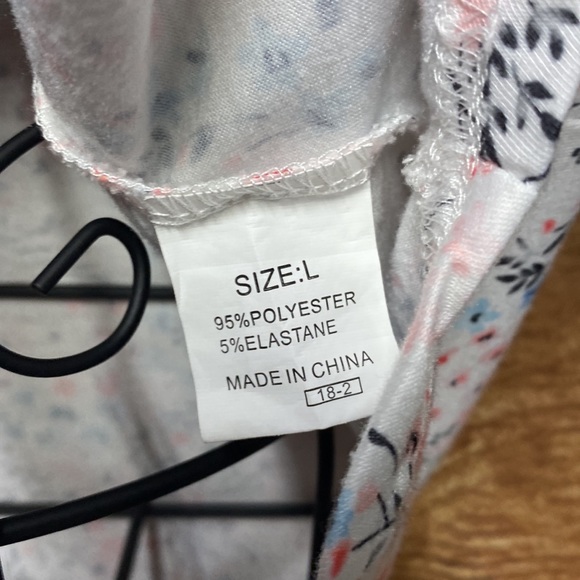 NWOT Boutique Tank - Picture 3 of 4